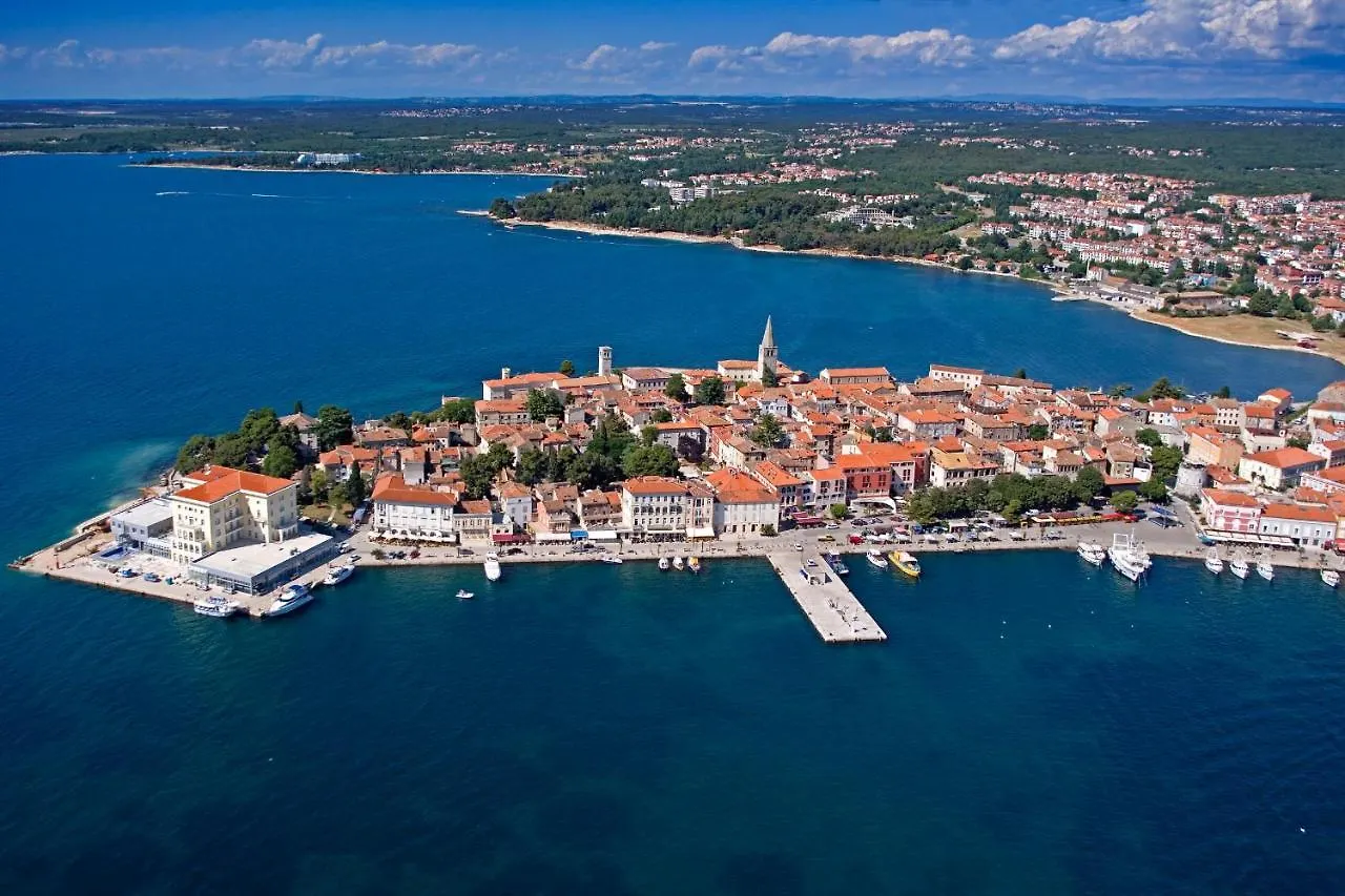 Klara In Porec * Istrien location